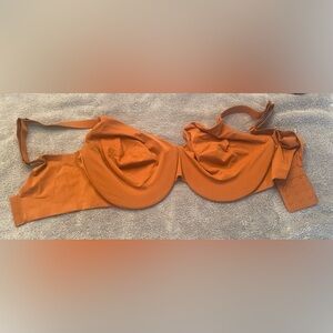 Skims bra. New without tags. 34DDD